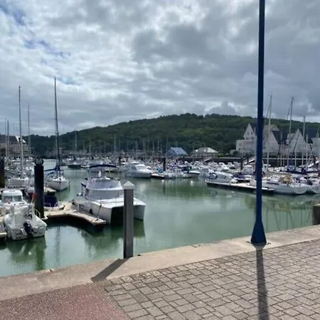 Feriehus Ravissante Maison En Bord De Dives-sur-Mer