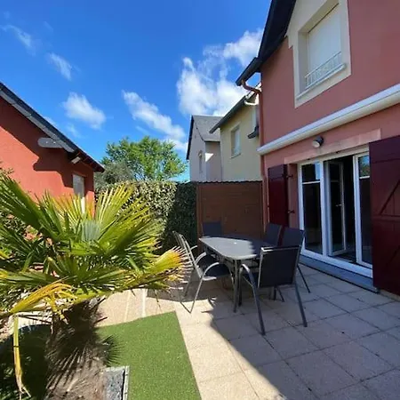 펜션 Ravissante Maison En Bord De *