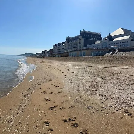 펜션 Ravissante Maison En Bord De 디베쉬르메르