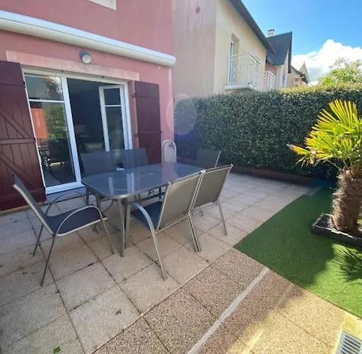 Ravissante Maison En Bord De Dom wakacyjny